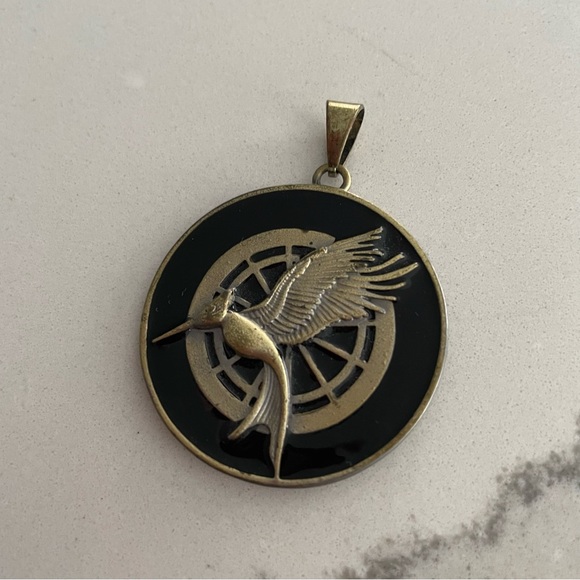 Mockingjay Necklace Pendant - Picture 2 of 5